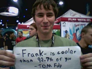 //www.newgrounds.com/imgs/lit/comiccon2005_show_4.jpg